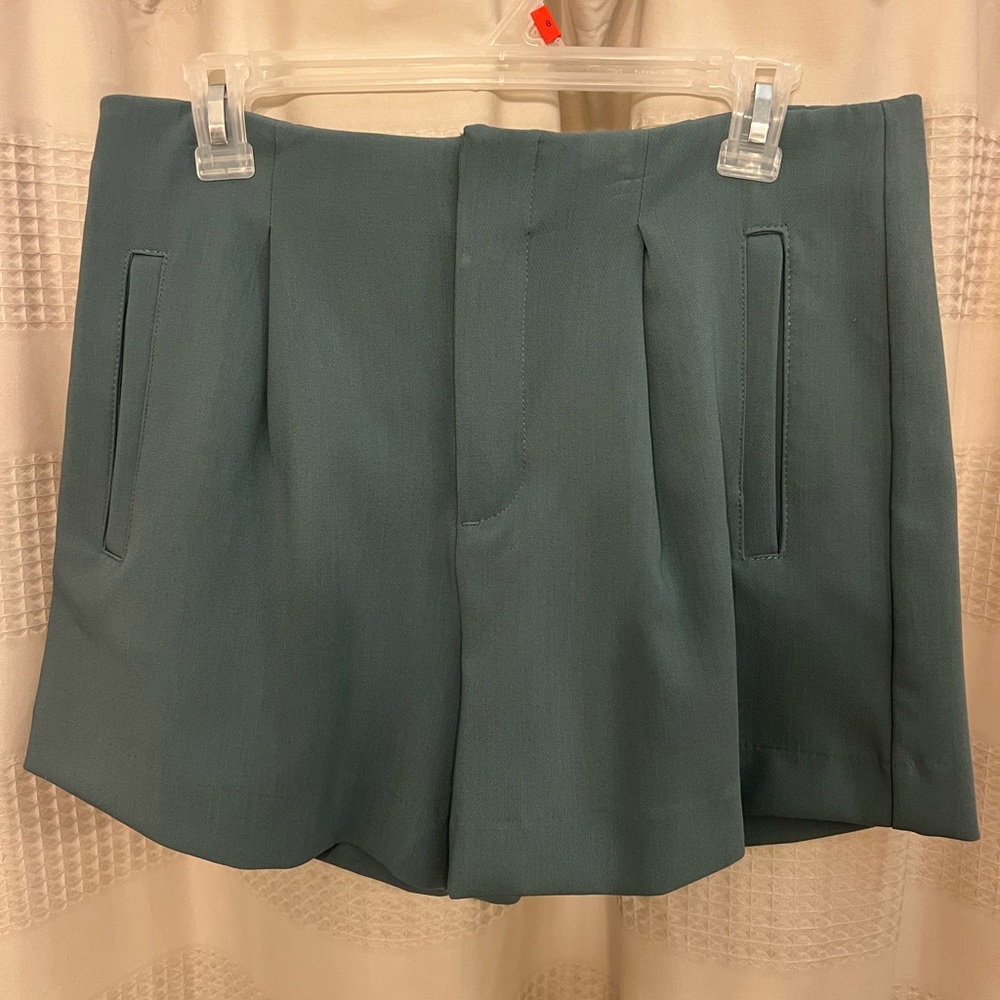 a new day High Waist Forest Green Shorts